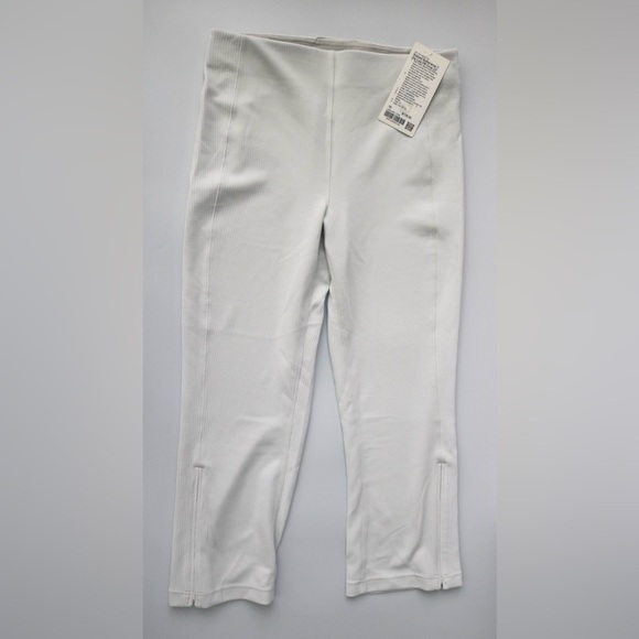 NWT- Lululemon Ribbed Softstreme Zip-Leg HR Crop 25" in white, size 10. - Picture 3 of 11